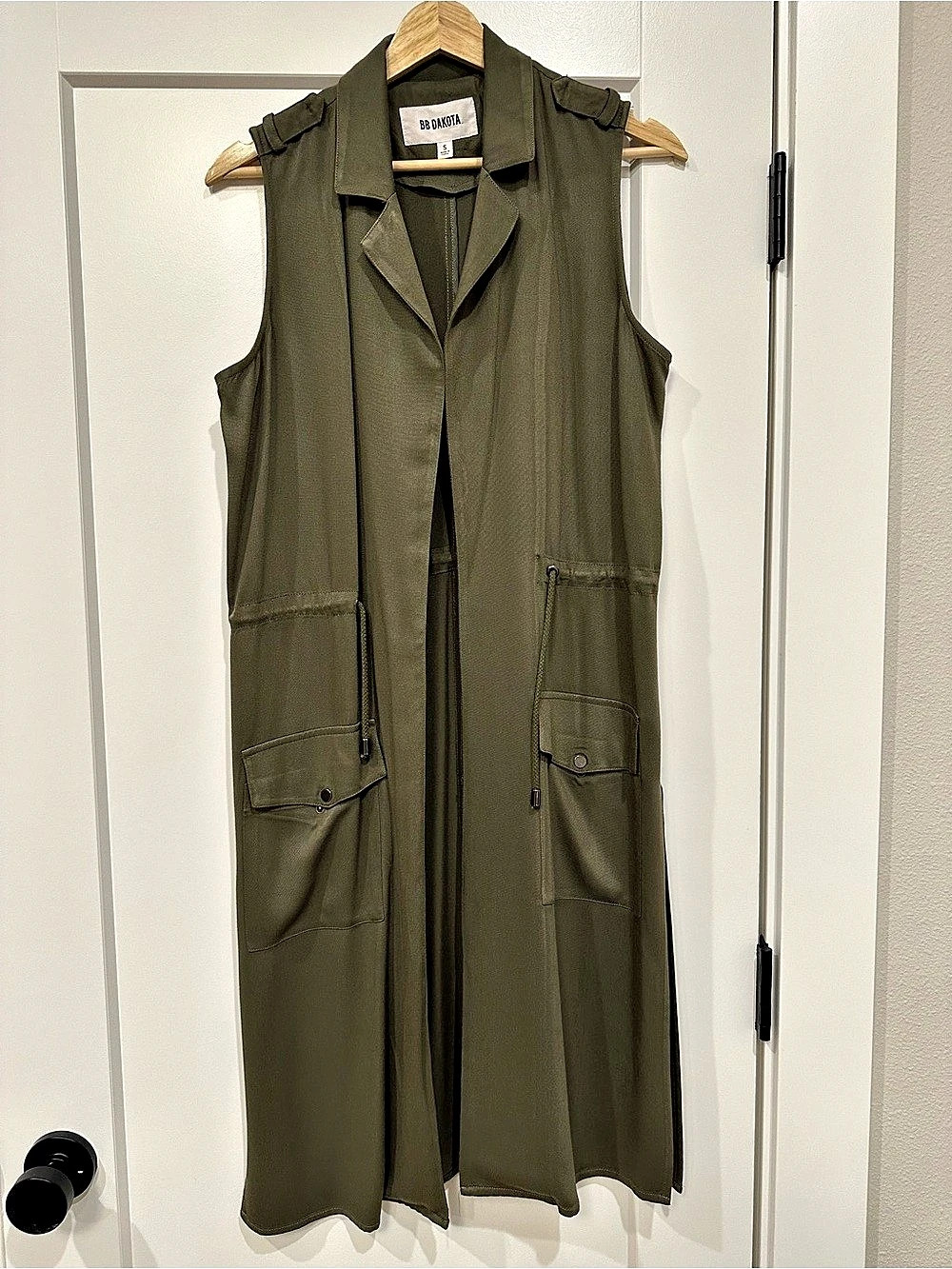 BB Dakota Utility Vest in Green Size Small Like New